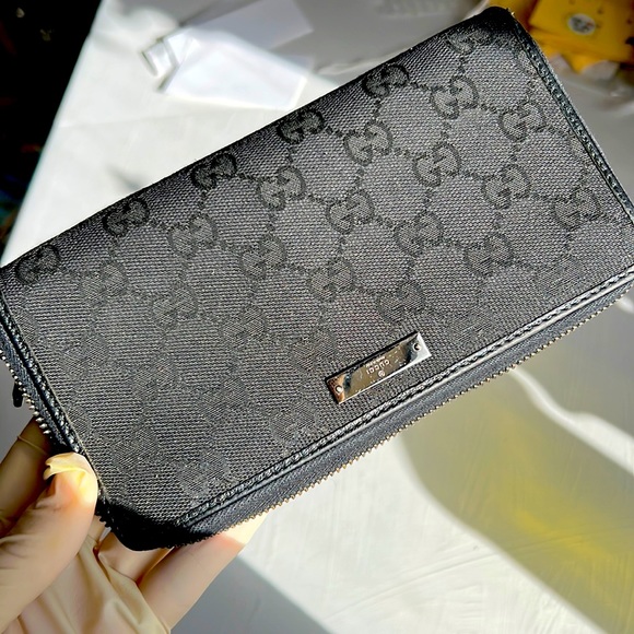 GUCCI GG Logo Canvas & Leather Zip Around Long Wallet Black Silver-tone Auth. - Picture 1 of 17